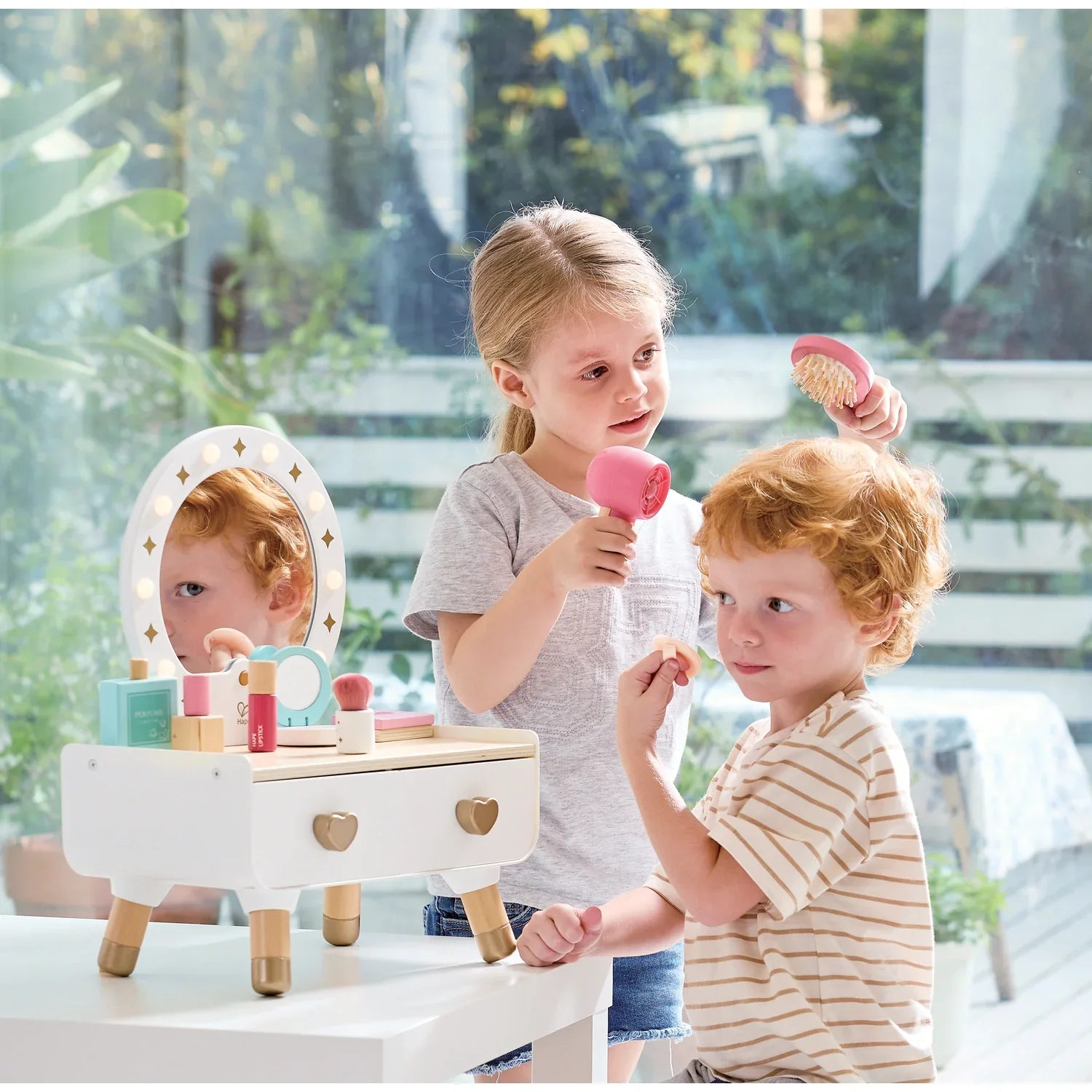 My Stylish Dressing Table - Hape