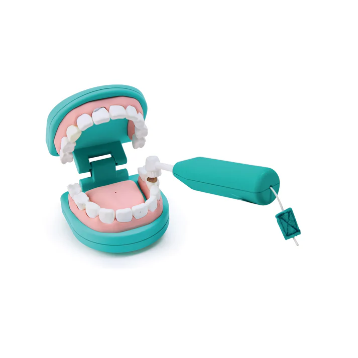 Role Play Super Smile Dental Clinic Set - Hape - Image 4